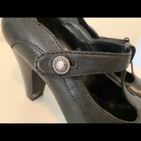 Black vintage Heels - Picture 4 of 5